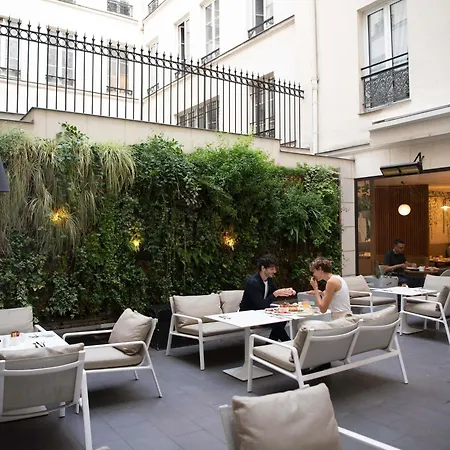 Mercure Paris Opera Garnier Hotel & Spa-3